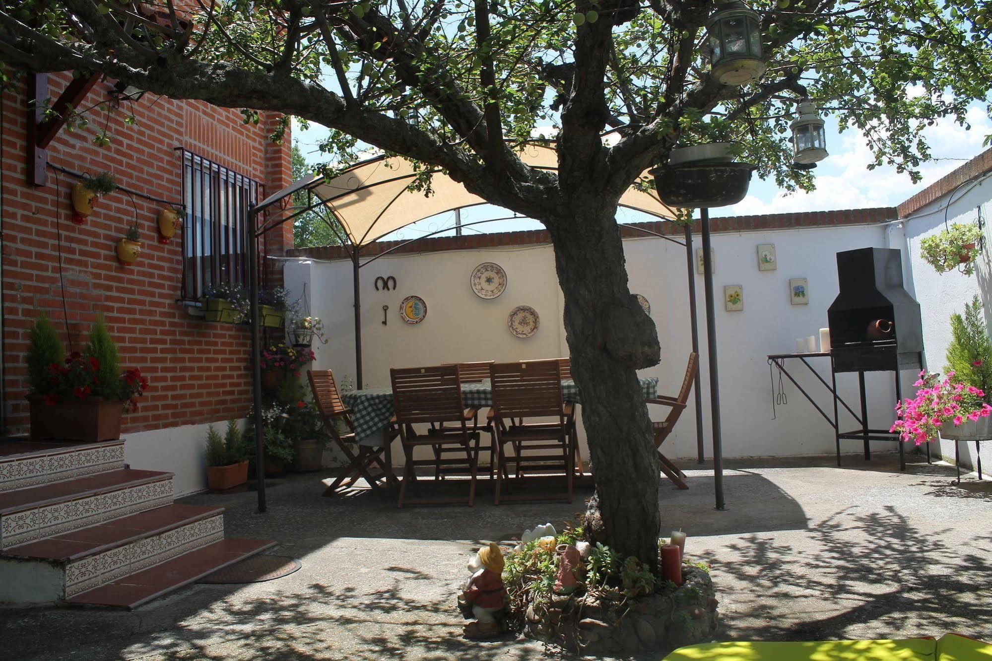 Alojamiento La Olmedana Olmedo Exterior photo
